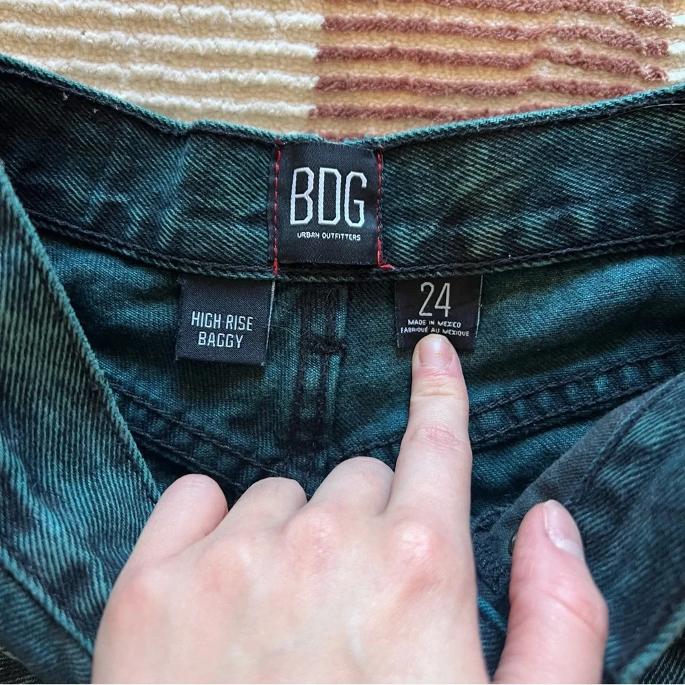 BDG High Rise Baggy Dark Green Teal Acid Wash High Waisted Denim Jeans Pants - Picture 3 of 4